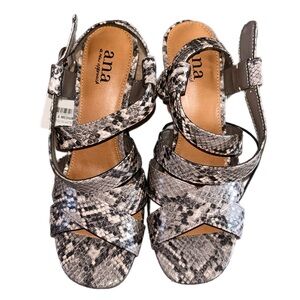 A.N.A Snake print heels🖤